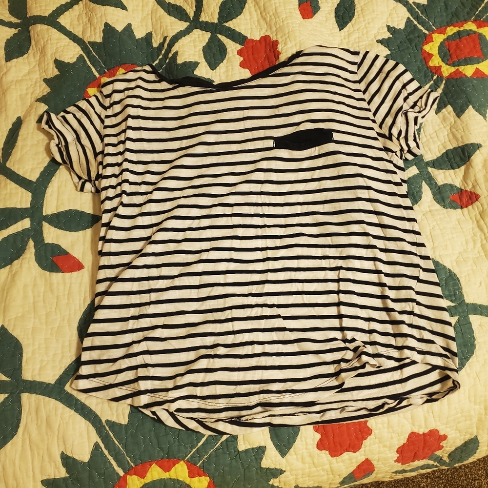T-shirt with stripes